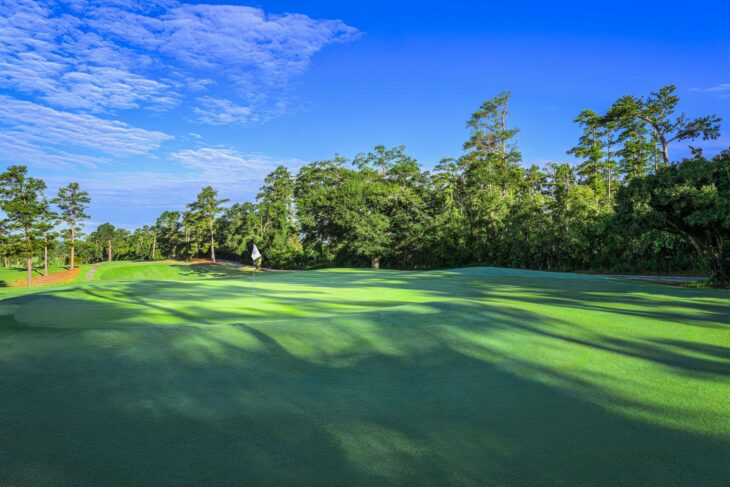 ForestHills_17C_10-25_Web-Ready